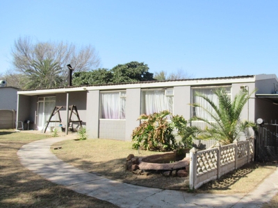 FNB Quick Sell 3 Bedroom House for Sale in Sasolburg - MR587