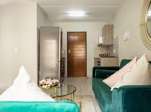2 Bedroom Apartment / flat to rent in Ormonde