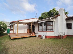 2 Bedroom House For Sale in Sedgefield Central