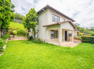 3 Bedroom Townhouse For Sale in La Lucia