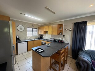 3 Bedroom Townhouse For Sale in Morningside