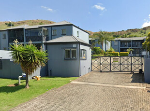 3 Bedroom Townhouse For Sale in Suiderberg