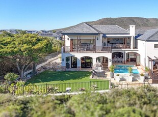 5 Bedroom House For Sale in Melkbosstrand Central