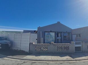 5 Bedroom house for sale in Strandfontein, Mitchells Plain