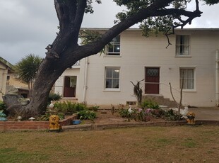 5 Bedroom House For Sale in Umkomaas