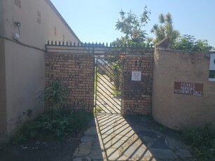 Apartment / Flat in Pinetown Central For Sale
