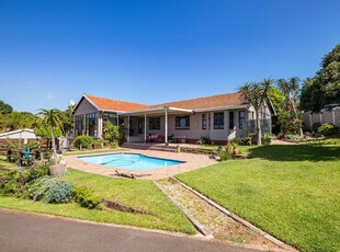 House in Athlone Park For Sale