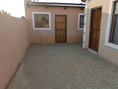 House For Rent In Daveyton, Benoni