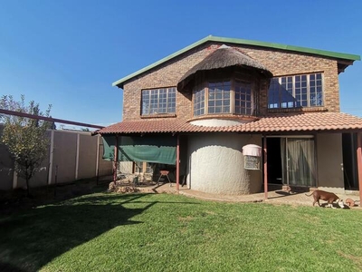 House For Sale In Claremont, Pretoria