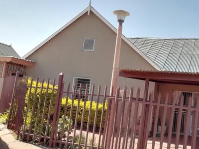 House For Sale In Reyno Ridge, Witbank