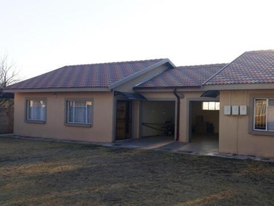 Townhouse For Sale In Ermelo, Mpumalanga