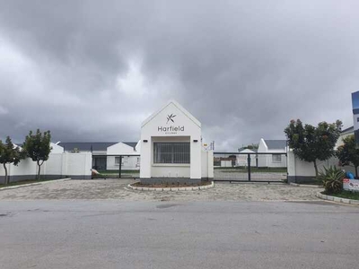 Townhouse For Sale In Pinelands, Port Elizabeth