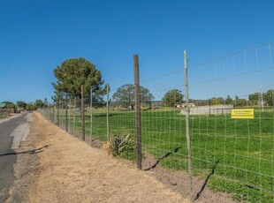 Kleinhoewe met ruim 5 Slaapkamer Huis te Koop-Albertinia