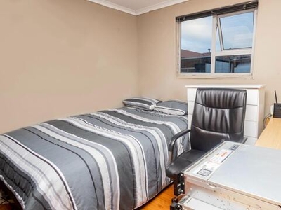 6 bedroom, Kraaifontein Western Cape N/A