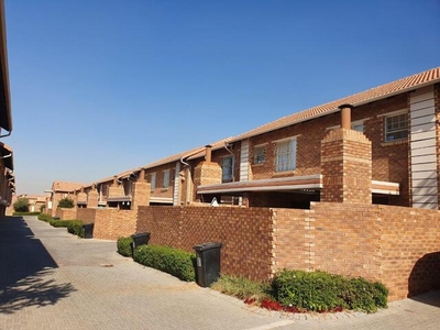 Apartment For Rent In Paramount Estate, Pretoria