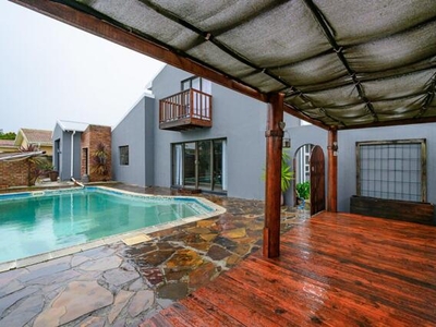 House For Sale In Rowallan Park, Port Elizabeth