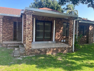 Townhouse For Rent In Meer En See, Richards Bay