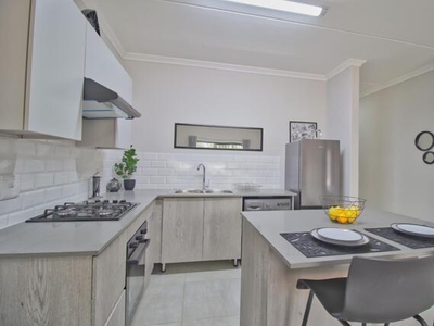 Apartment For Sale In Brentwood Park, Benoni