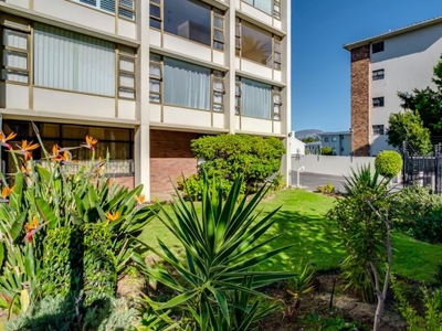 2 Bedroom apartment for sale in Wynberg Upper, Cape Town