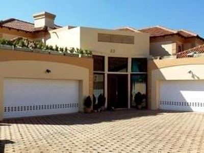 4 Bedroom House to Rent in Blue Valley Golf Estate