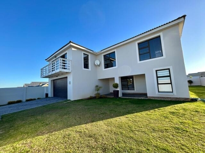 House For Sale In Fountains Estate, Jeffreys Bay
